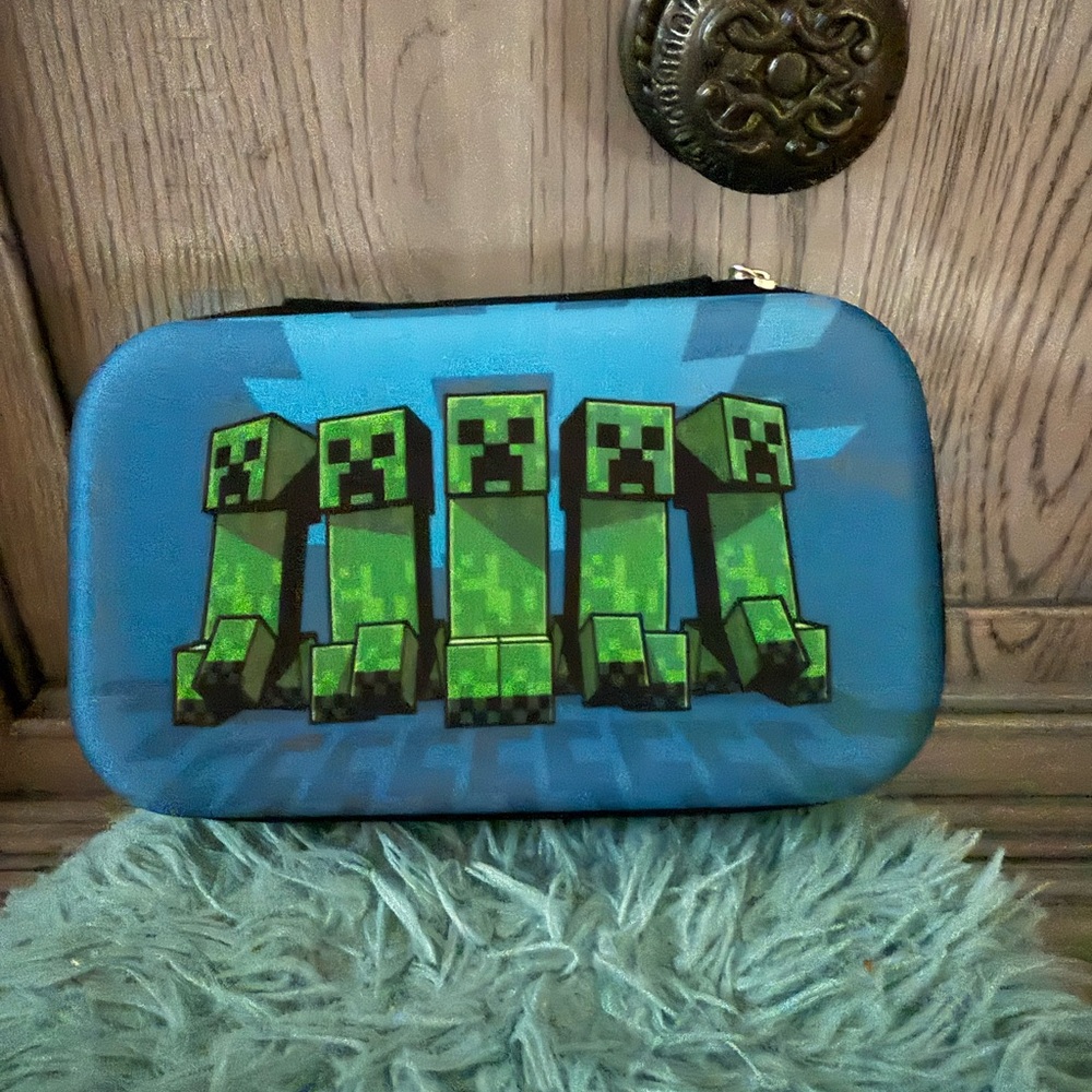 Minecraft Creeper Blue and Green Pencil Case! NWT!